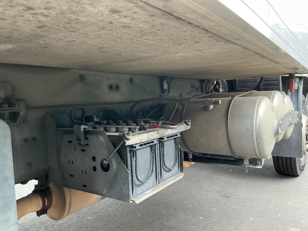 Photo '19' of Mitsubishi Fuso Fighter FU281U8 Box Body