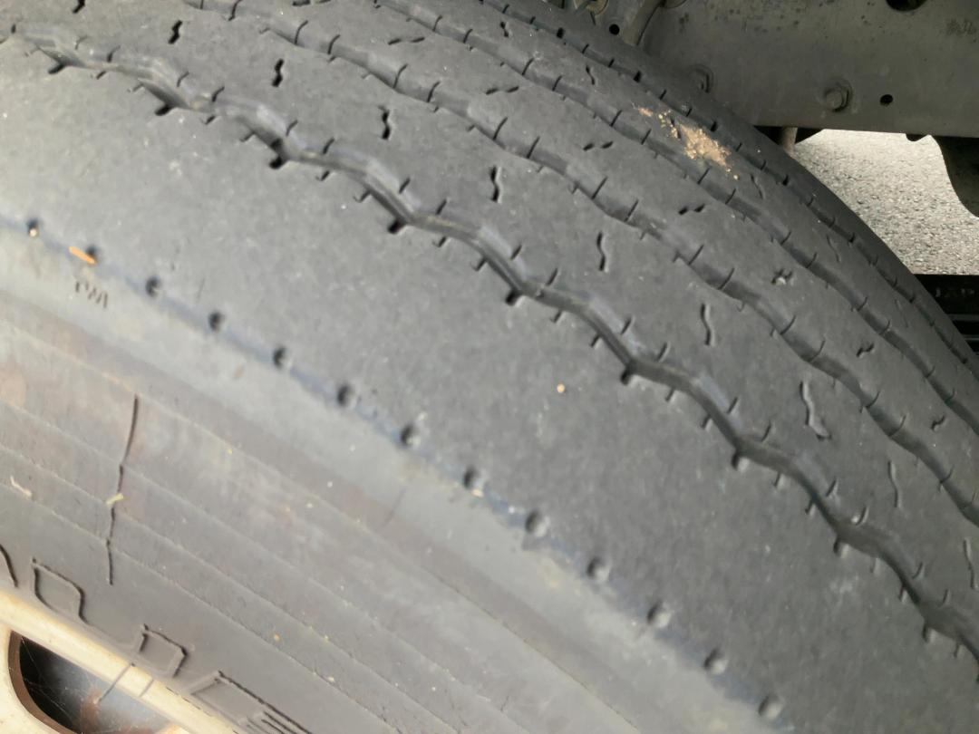 Photo '20' of Mitsubishi Fuso Fighter FK250K8 Box Body