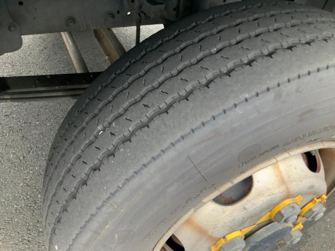 Photo '23' of Mitsubishi Fuso Fighter FK250K8 Box Body