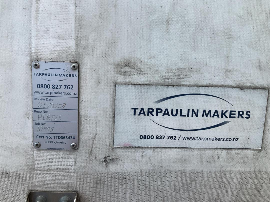 Photo '36' of Mitsubishi Fuso Shogun FS430S8 Curtainsider