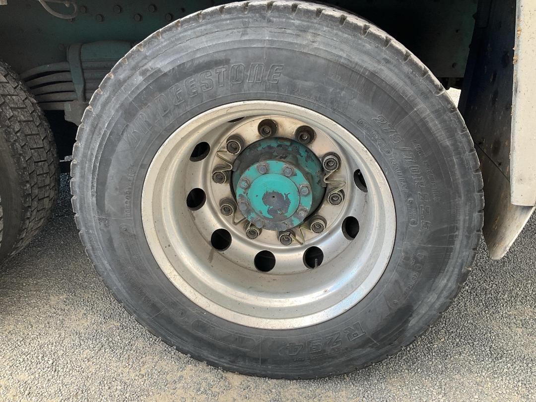 Photo '41' of Mitsubishi Fuso Shogun FS430S8 Curtainsider