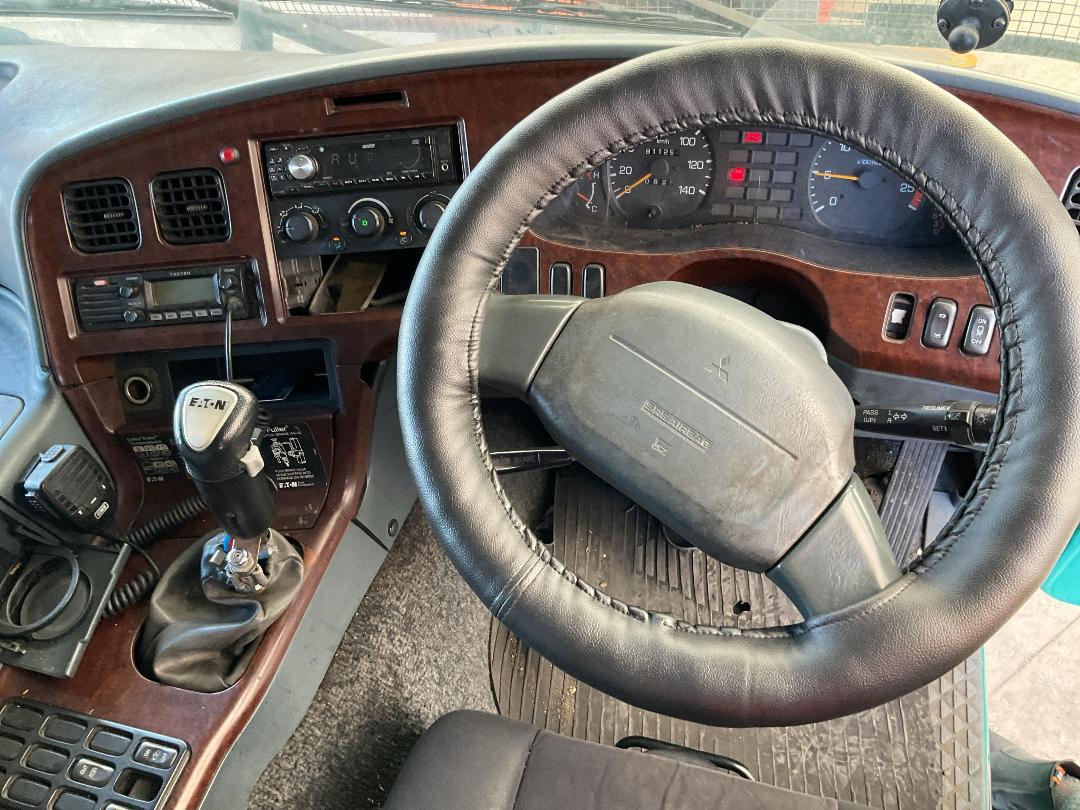 Photo '13' of Mitsubishi Fuso Shogun FS430S8 Curtainsider Photo '13' of Mitsubishi Fuso Shogun FS430S8 Curtainsider