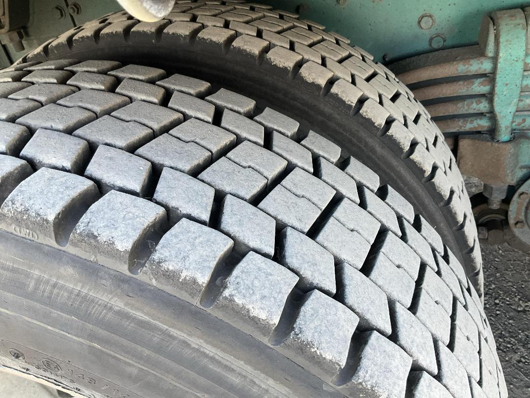 Photo '38' of Mitsubishi Fuso Shogun FS430S8 Curtainsider Photo '38' of Mitsubishi Fuso Shogun FS430S8 Curtainsider