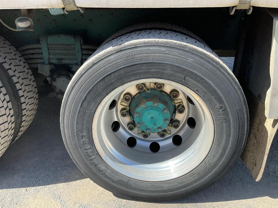 Photo '51' of Mitsubishi Fuso Shogun FS430S8 Curtainsider Photo '51' of Mitsubishi Fuso Shogun FS430S8 Curtainsider