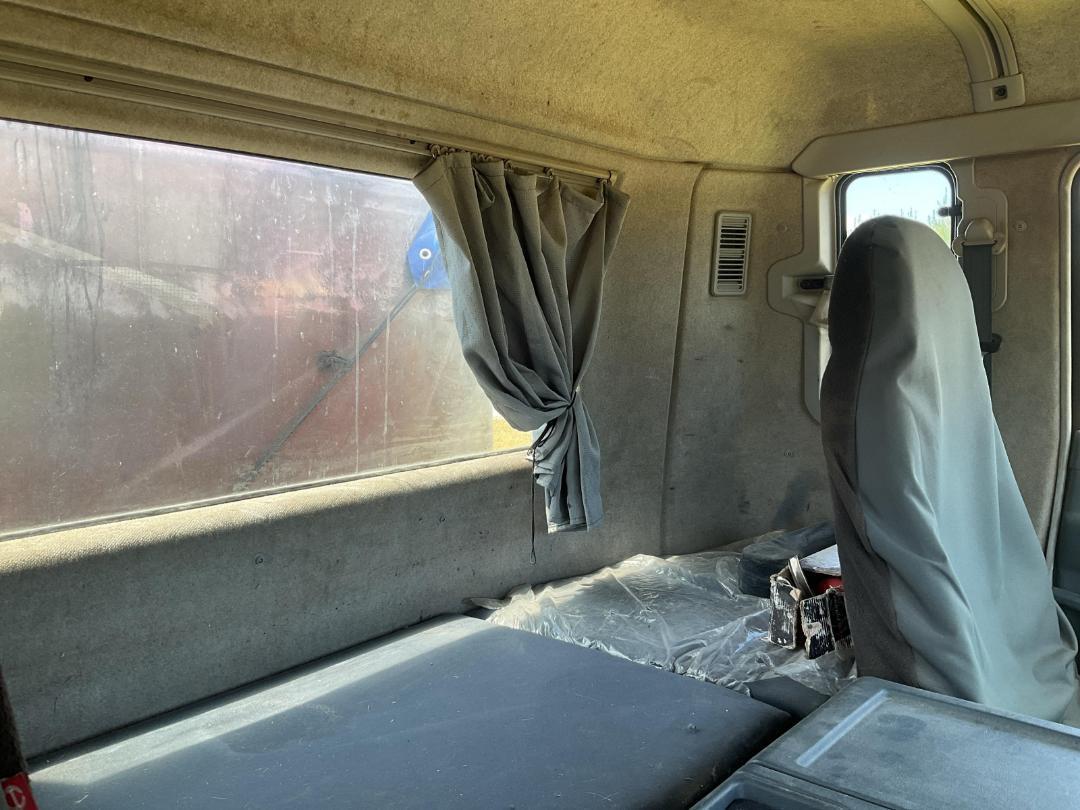 Photo '24' of Mitsubishi Fuso Shogun Tipper