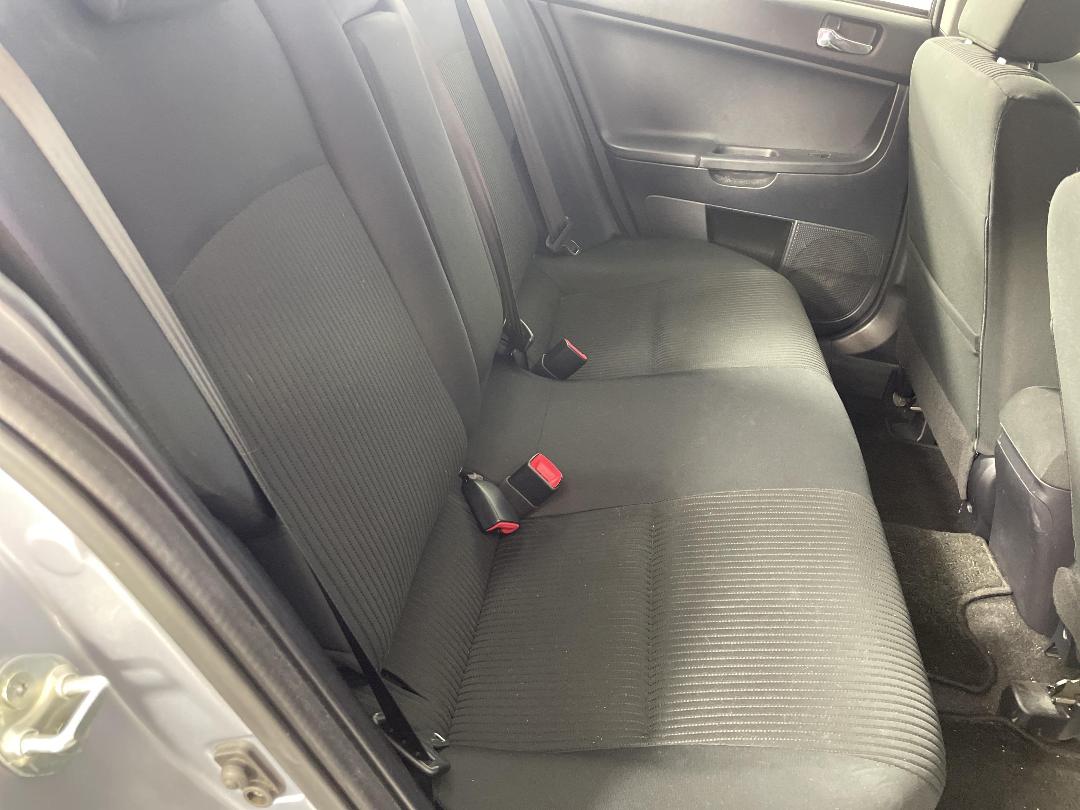 Photo '18' of Mitsubishi Galant Fortis Photo '18' of Mitsubishi Galant Fortis