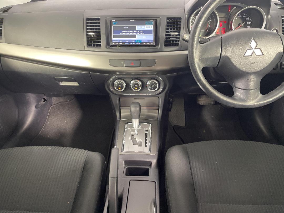 Photo '16' of Mitsubishi Galant Fortis Photo '16' of Mitsubishi Galant Fortis