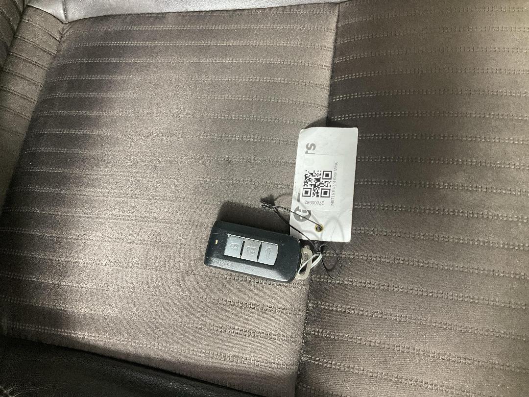 Photo '22' of Mitsubishi Galant Photo '22' of Mitsubishi Galant