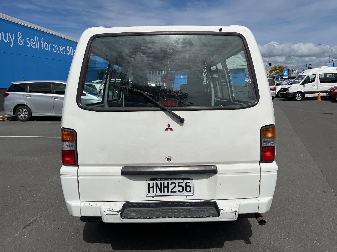 Photo '5' of Mitsubishi L300 SWB