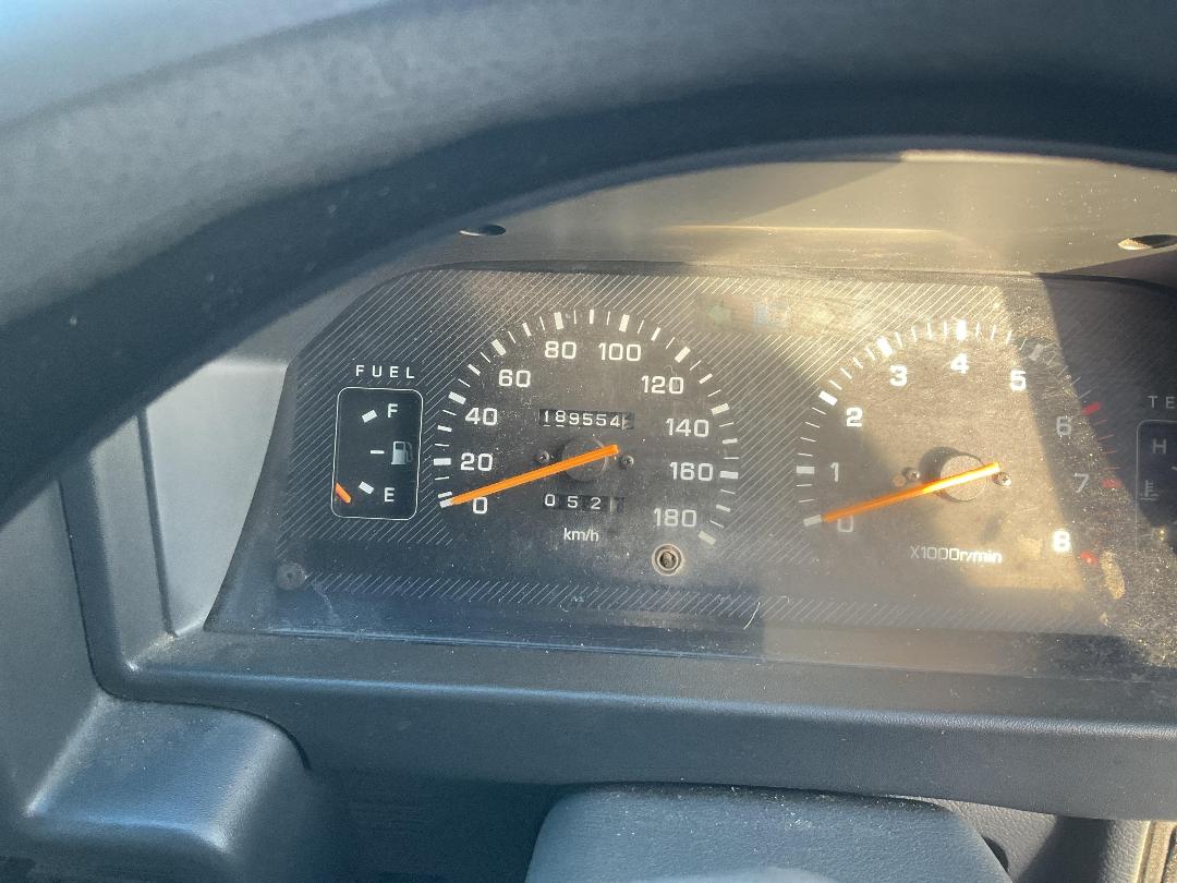 Photo '11' of Mitsubishi L300 LWB