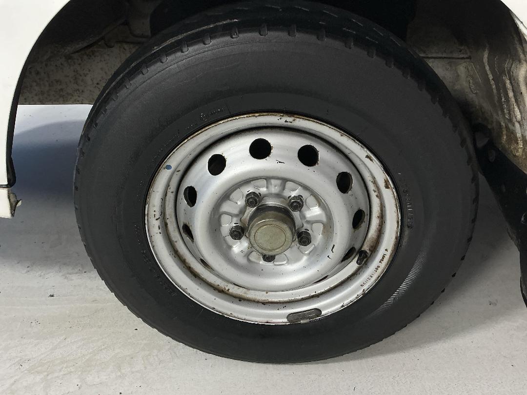 Photo '10' of Mitsubishi L300