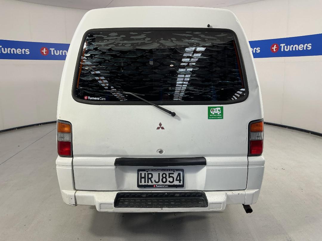 Photo '6' of Mitsubishi L300