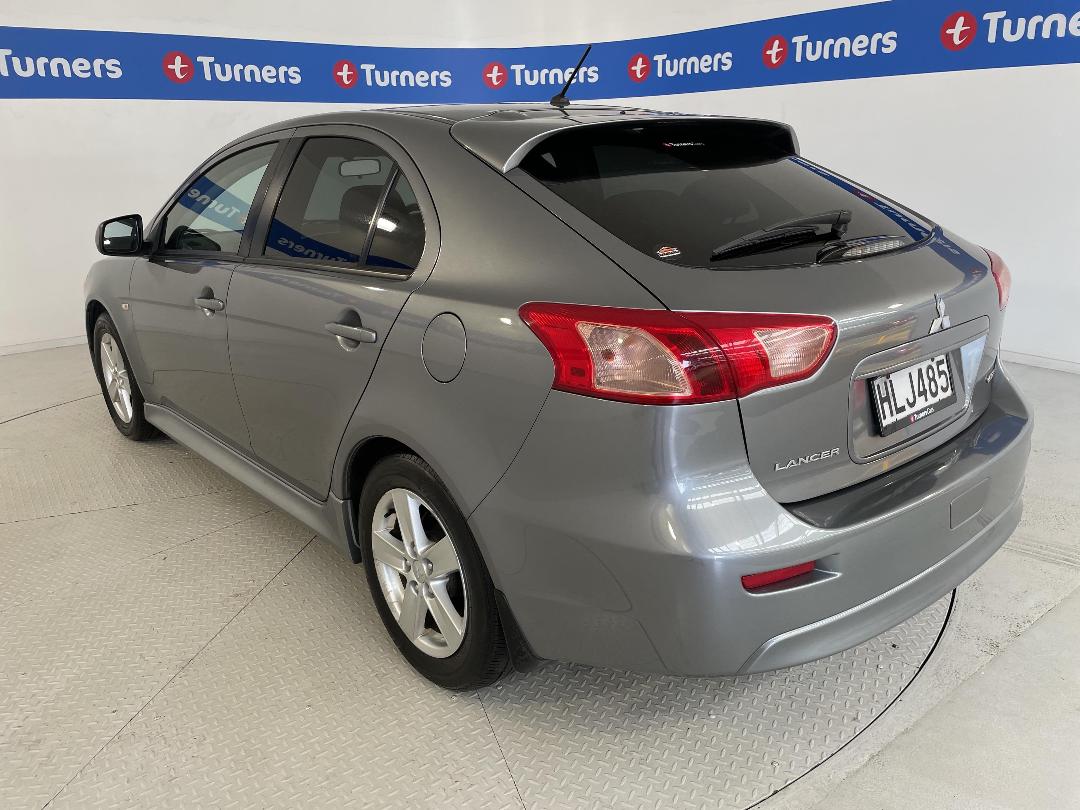 Photo '5' of Mitsubishi Lancer