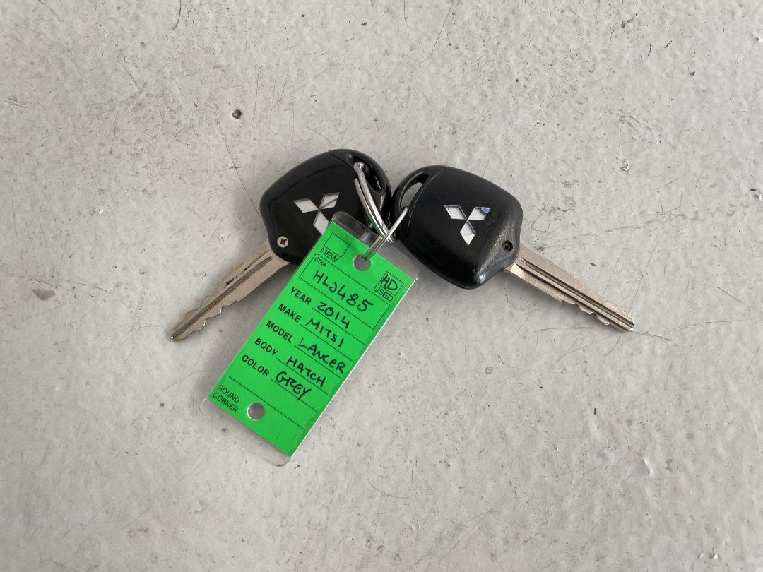 Photo '22' of Mitsubishi Lancer