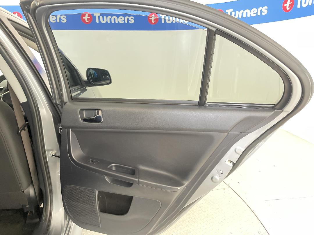 Photo '19' of Mitsubishi Lancer