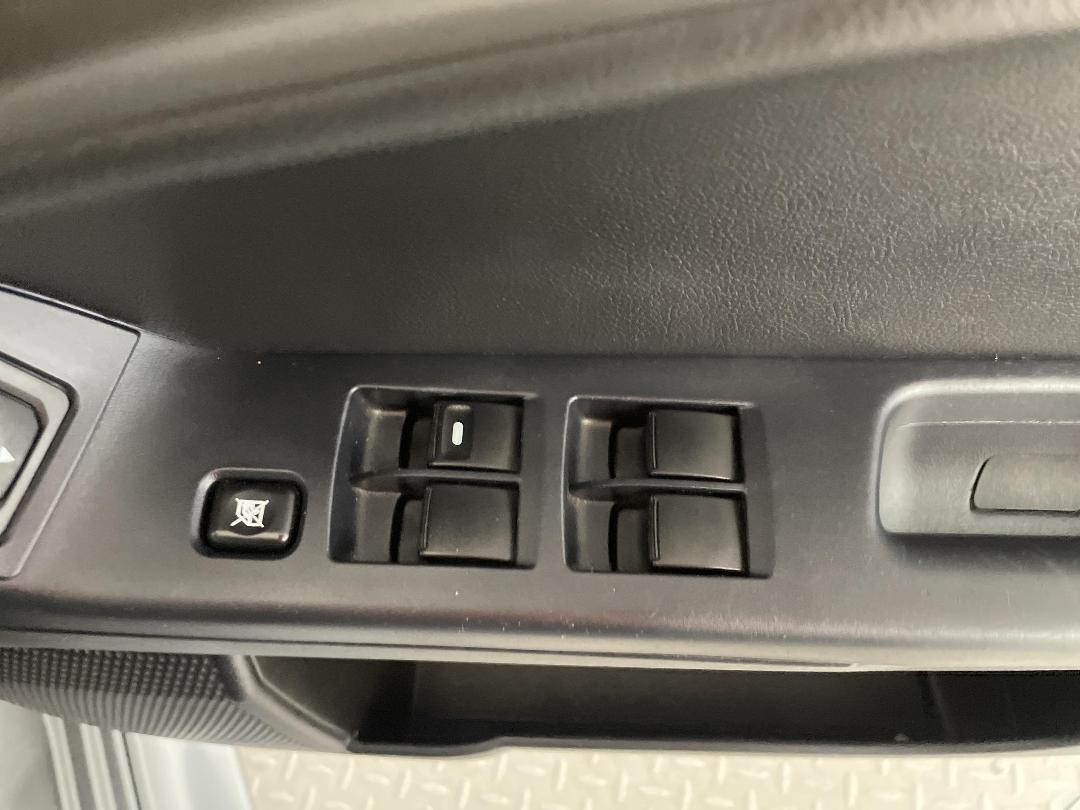 Photo '23' of Mitsubishi Lancer