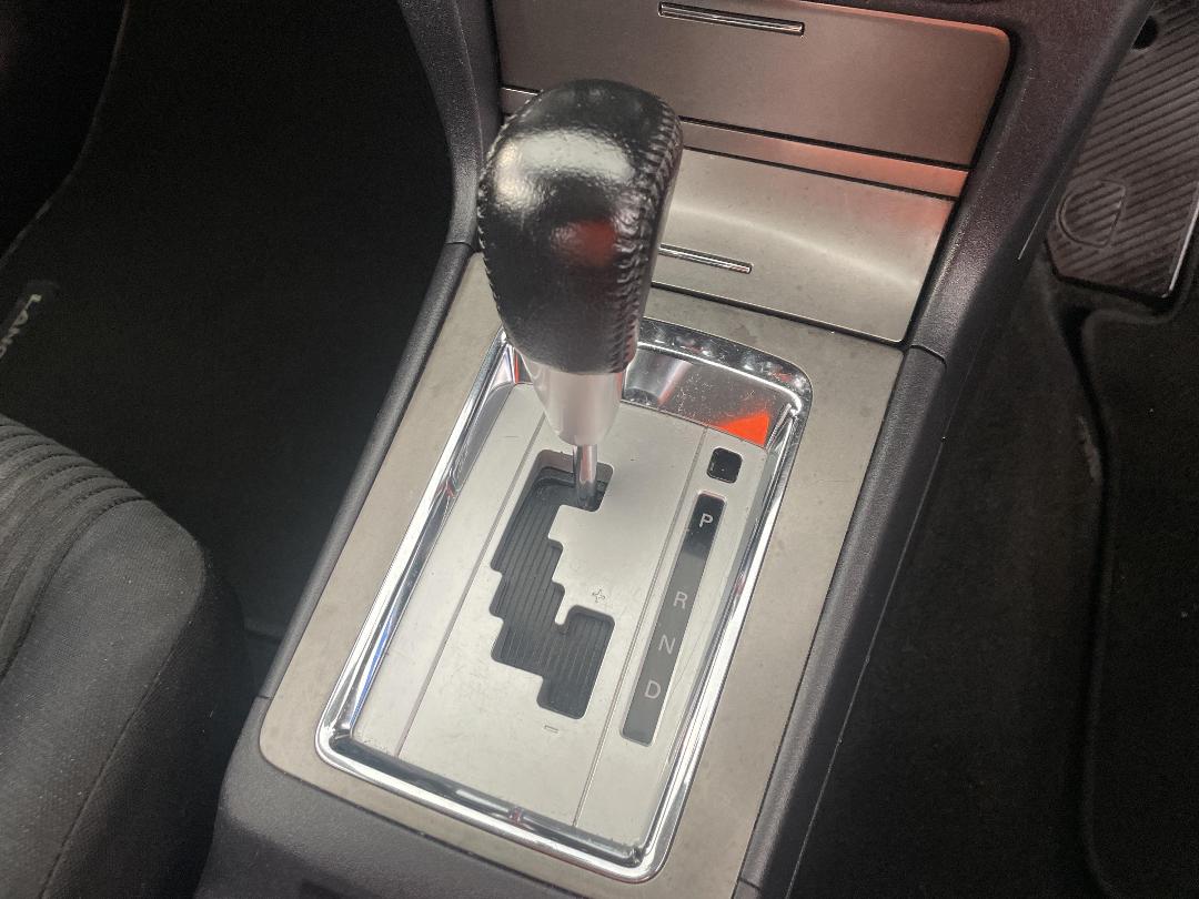 Photo '32' of Mitsubishi Lancer