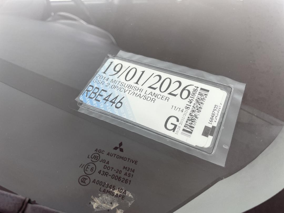 Photo '35' of Mitsubishi Lancer