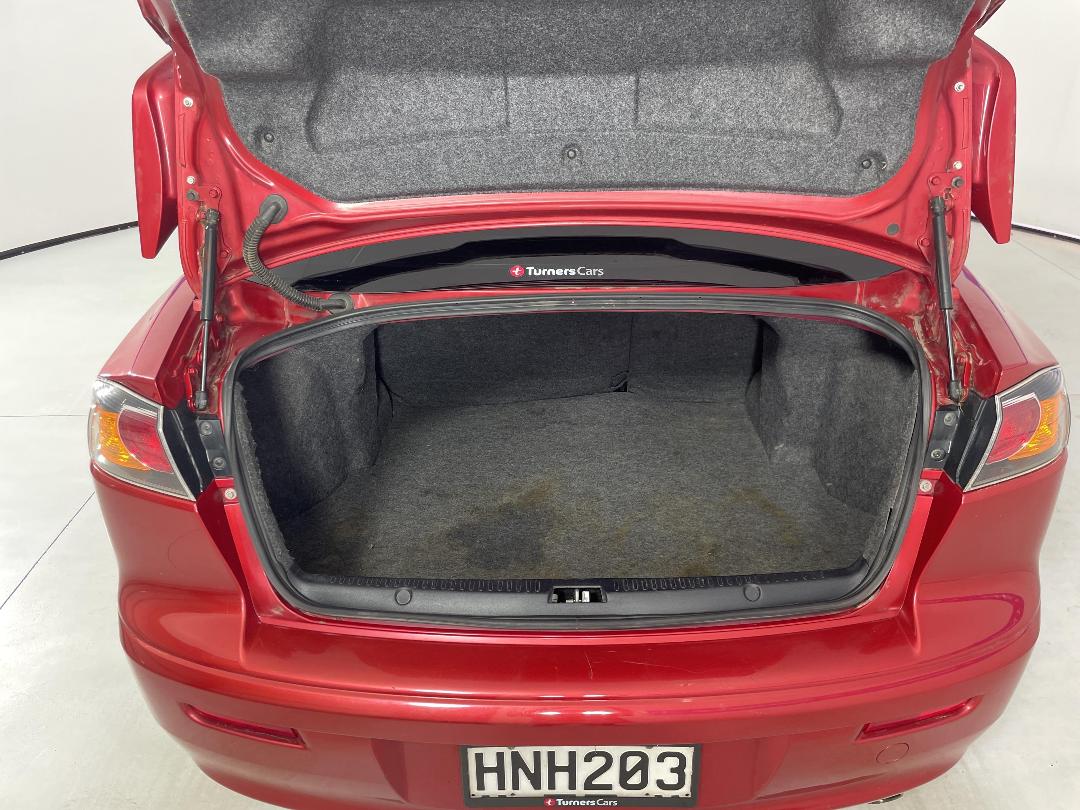 Photo '14' of Mitsubishi Lancer