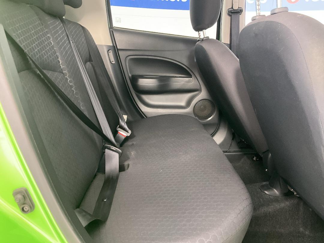 Photo '20' of Mitsubishi Mirage Photo '20' of Mitsubishi Mirage