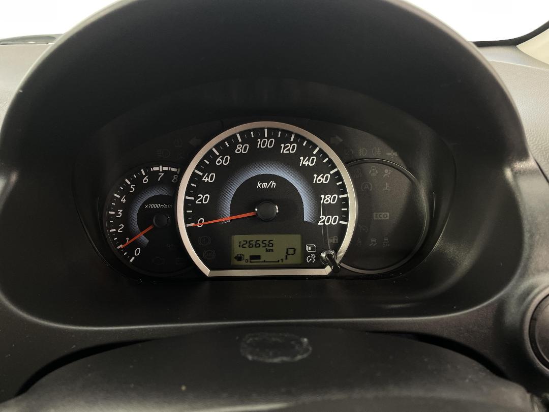 Photo '21' of Mitsubishi Mirage