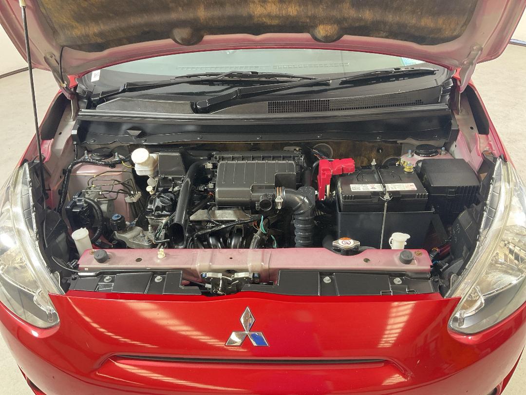 Photo '13' of Mitsubishi Mirage