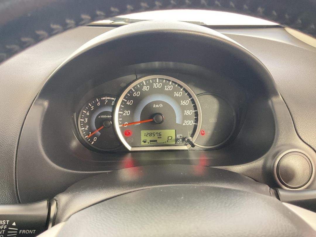 Photo '21' of Mitsubishi Mirage