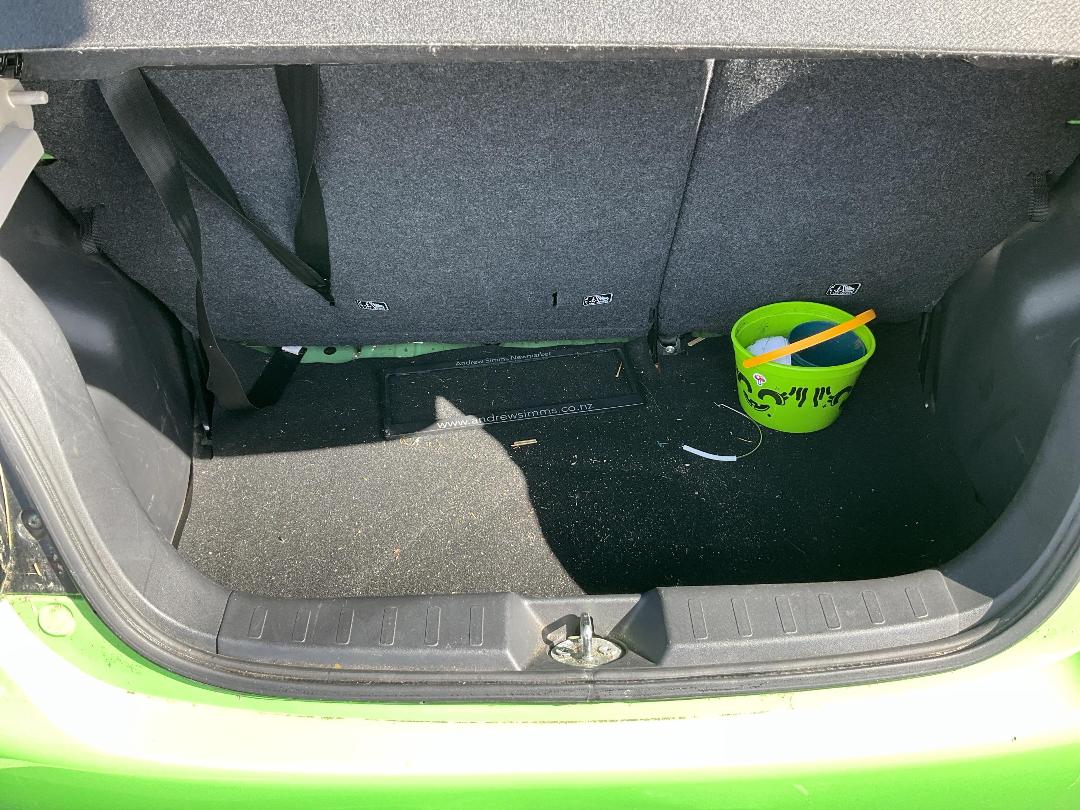 Photo '19' of Mitsubishi Mirage GLS