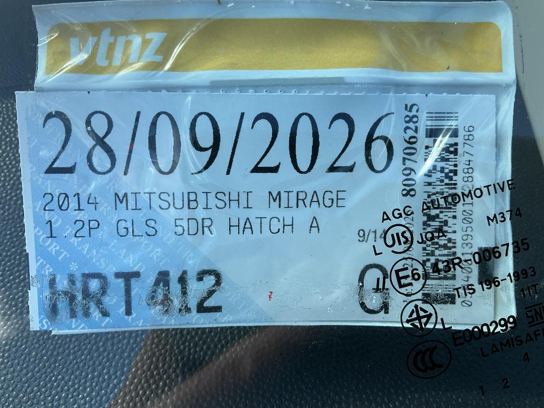 Photo '24' of Mitsubishi Mirage GLS