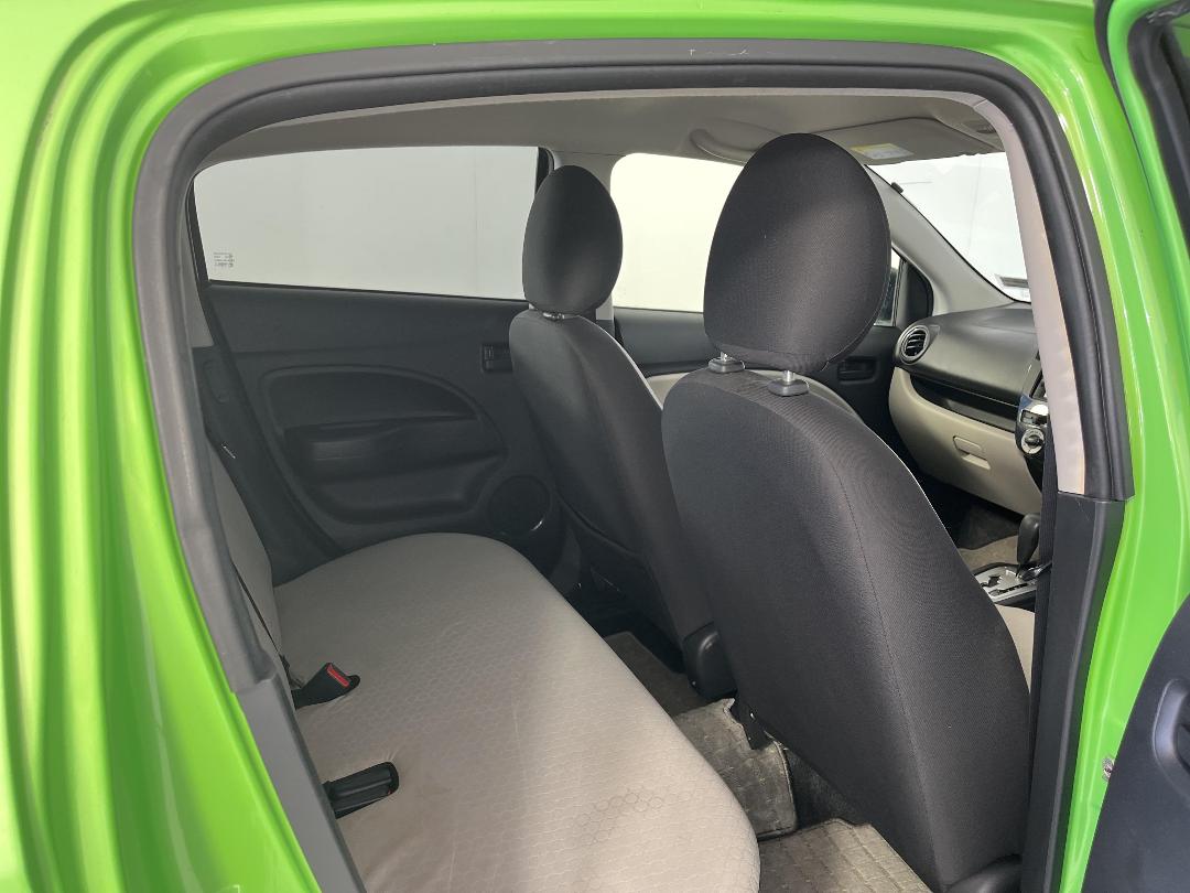 Photo '20' of Mitsubishi Mirage Photo '20' of Mitsubishi Mirage