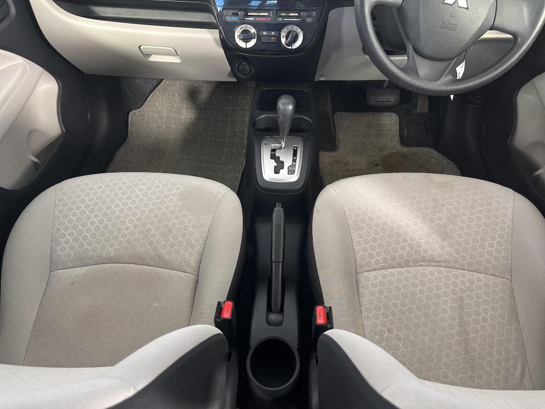 Photo '18' of Mitsubishi Mirage Photo '18' of Mitsubishi Mirage