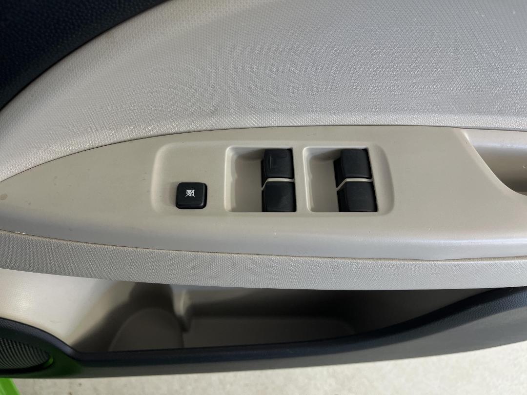 Photo '25' of Mitsubishi Mirage Photo '25' of Mitsubishi Mirage