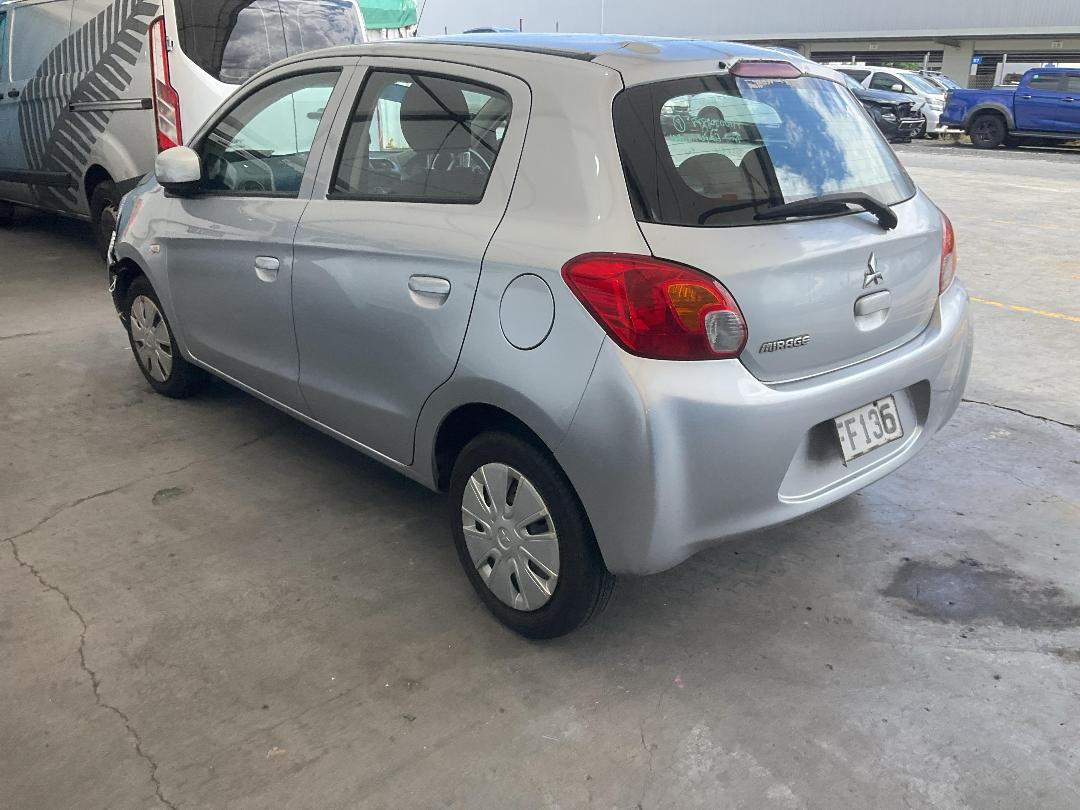 Photo '4' of Mitsubishi Mirage LS Photo '4' of Mitsubishi Mirage LS