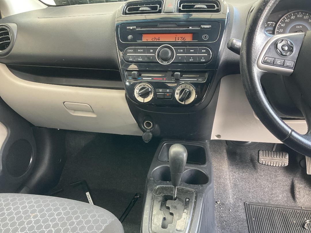 Photo '11' of Mitsubishi Mirage LS Photo '11' of Mitsubishi Mirage LS