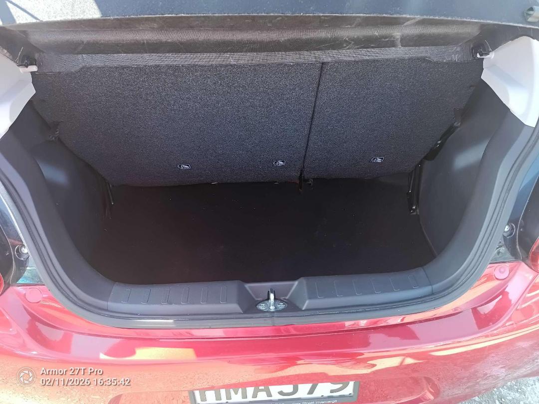 Photo '11' of Mitsubishi Mirage LS Photo '11' of Mitsubishi Mirage LS