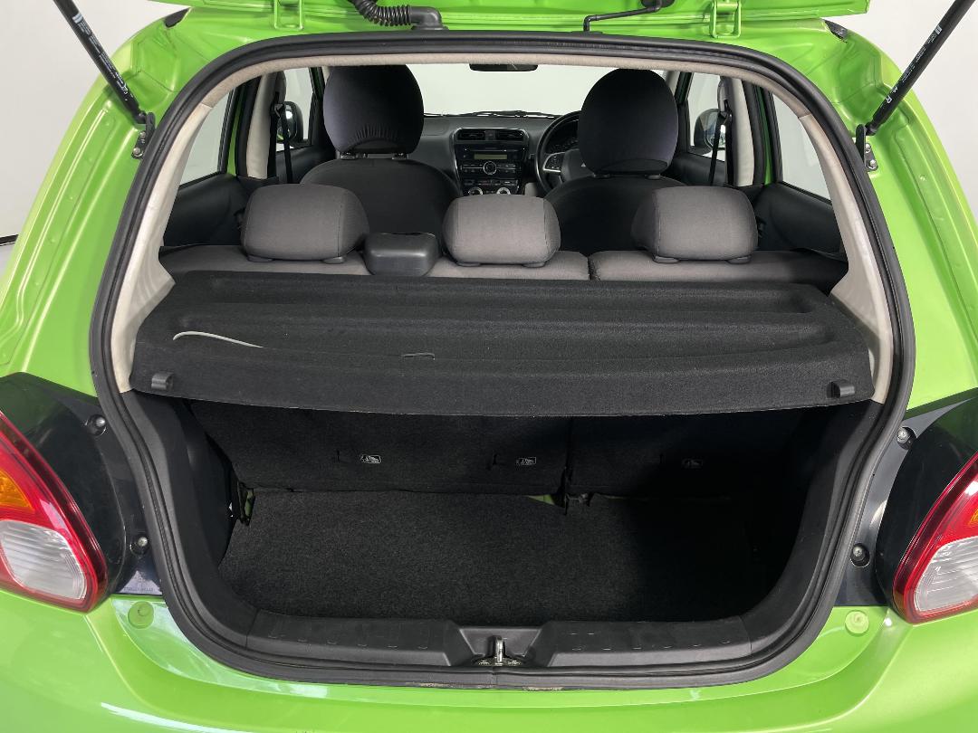 Photo '14' of Mitsubishi Mirage