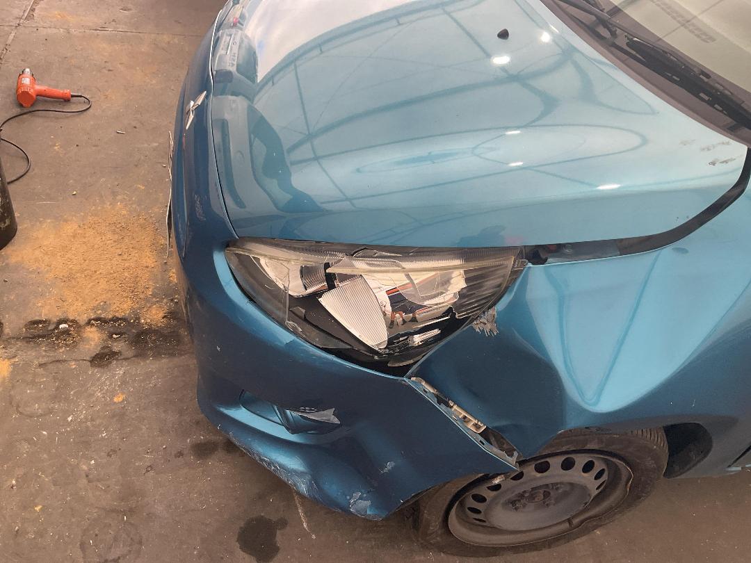 Photo '6' of Mitsubishi Mirage LS