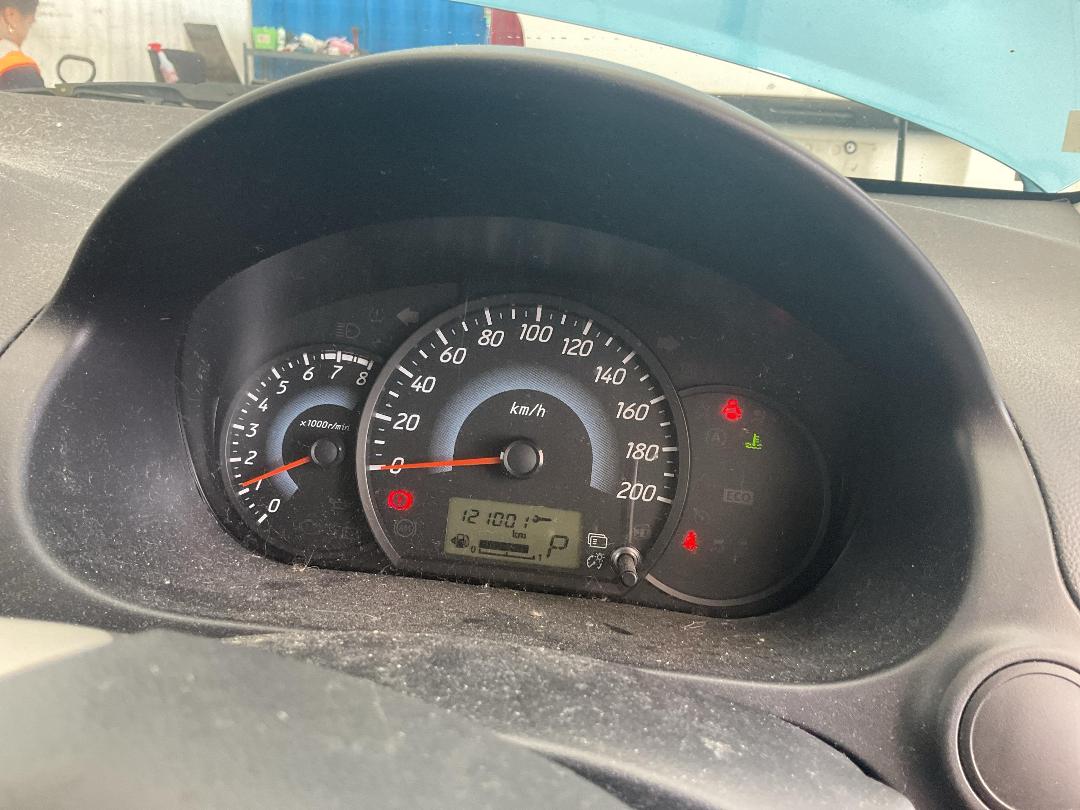 Photo '16' of Mitsubishi Mirage LS