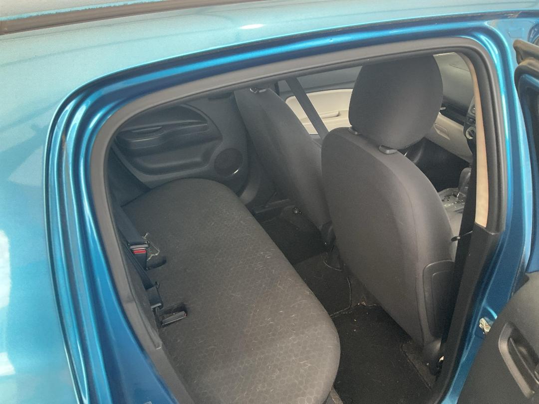 Photo '19' of Mitsubishi Mirage LS