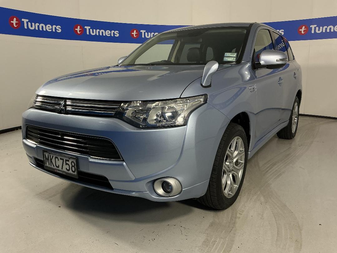 Photo '4' of Mitsubishi Outlander