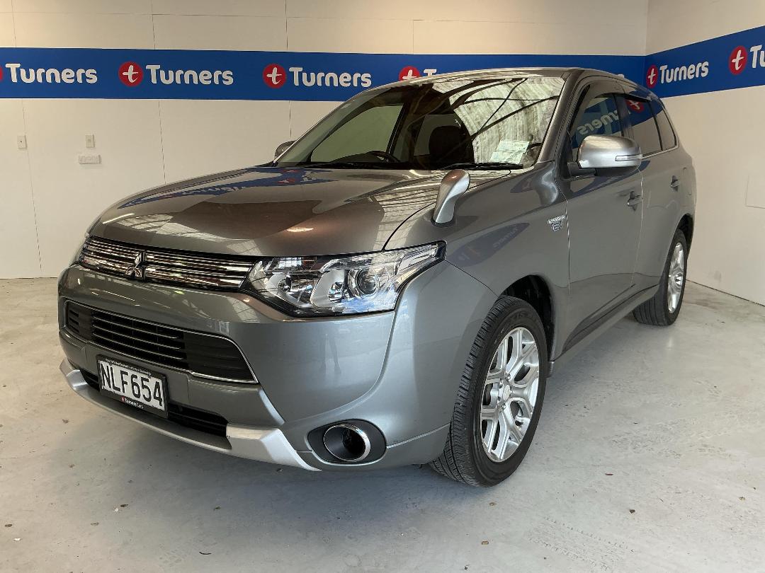 Photo '4' of Mitsubishi Outlander