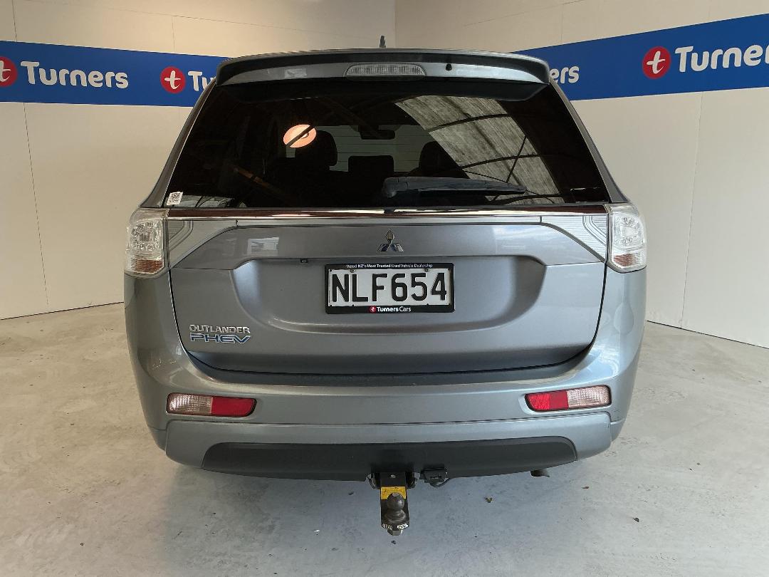 Photo '6' of Mitsubishi Outlander