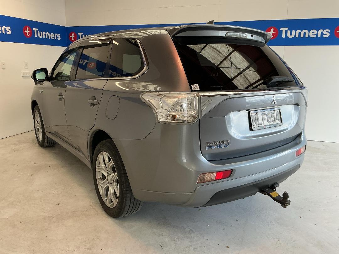 Photo '5' of Mitsubishi Outlander