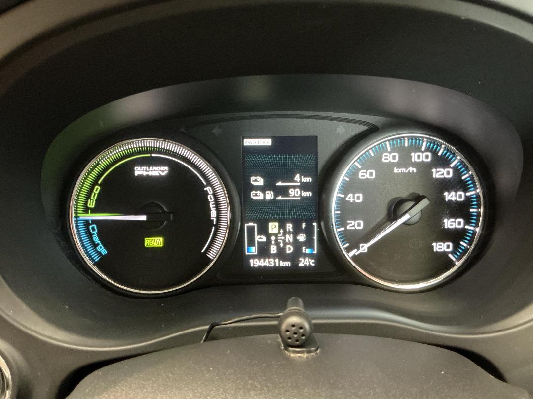 Photo '21' of Mitsubishi Outlander