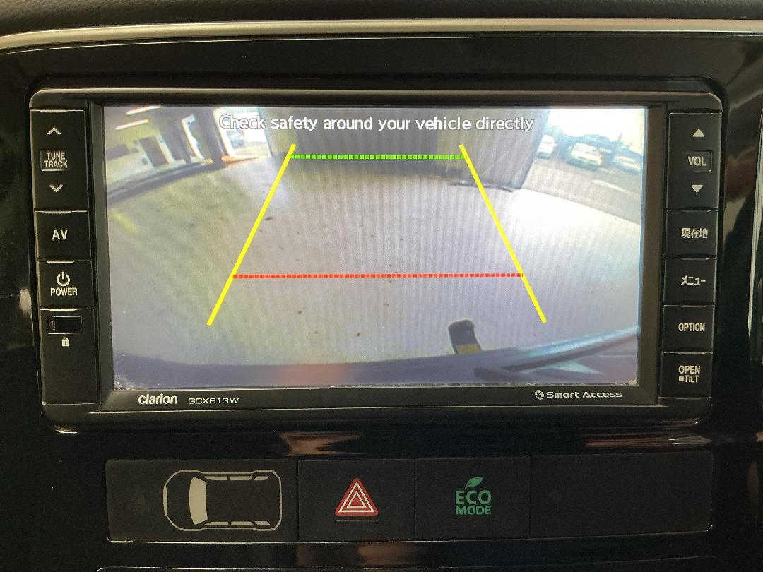 Photo '24' of Mitsubishi Outlander