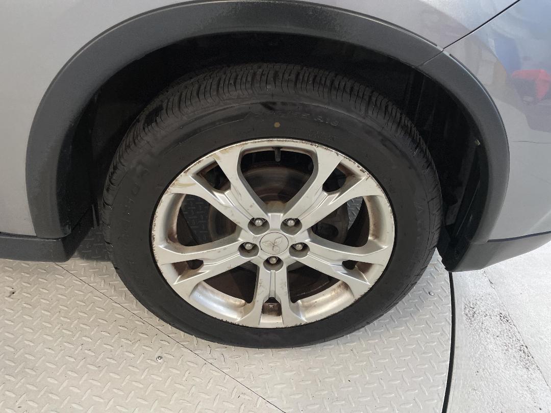 Photo '9' of Mitsubishi Outlander Photo '9' of Mitsubishi Outlander