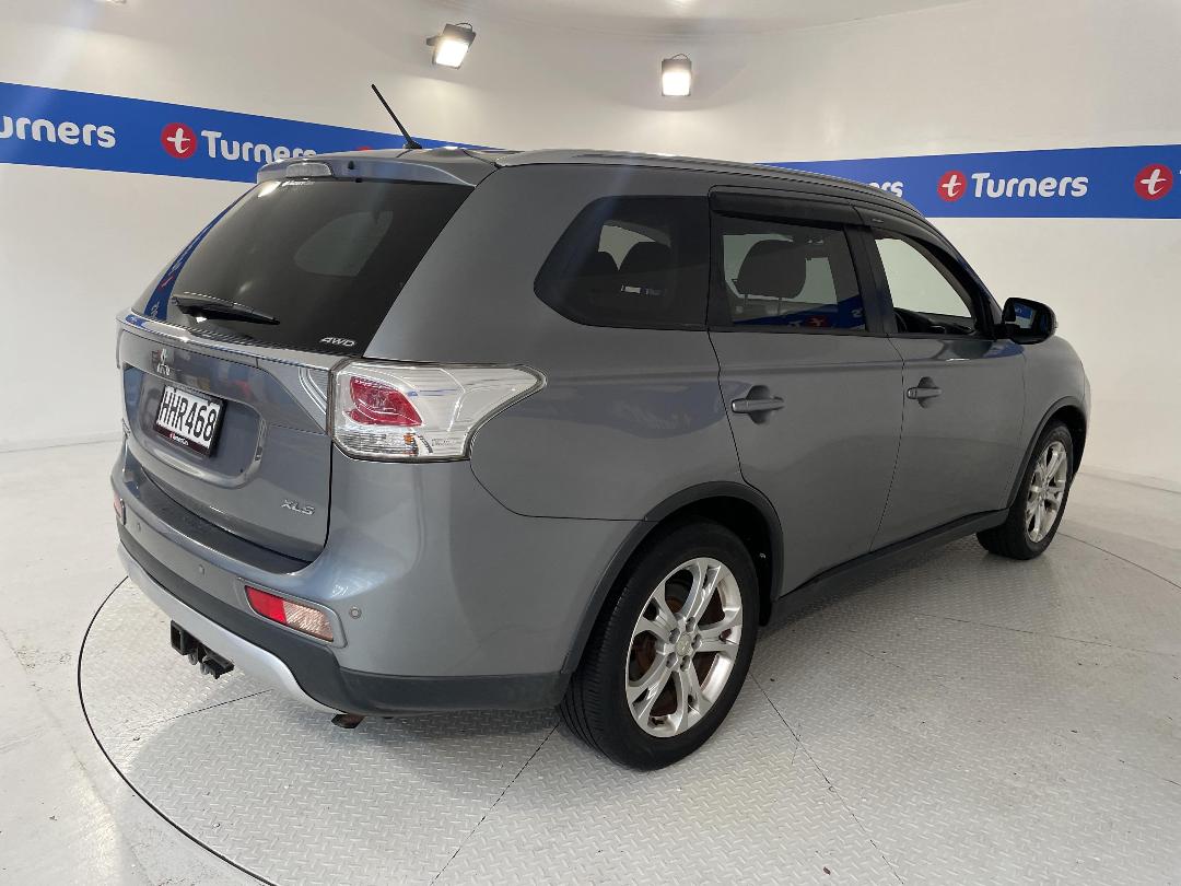 Photo '7' of Mitsubishi Outlander Photo '7' of Mitsubishi Outlander