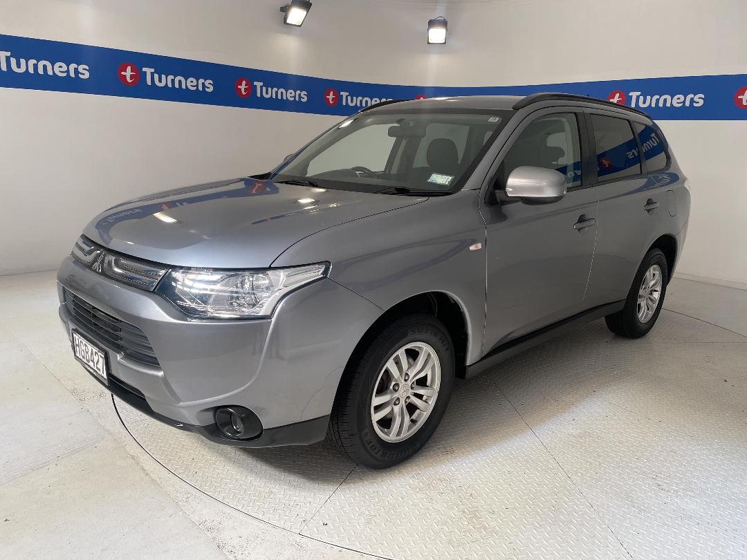 Photo '4' of Mitsubishi Outlander Photo '4' of Mitsubishi Outlander