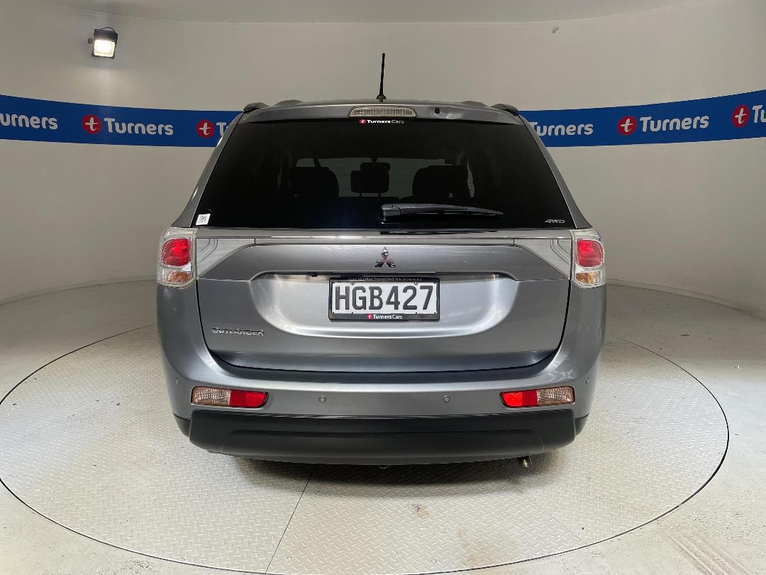 Photo '6' of Mitsubishi Outlander Photo '6' of Mitsubishi Outlander