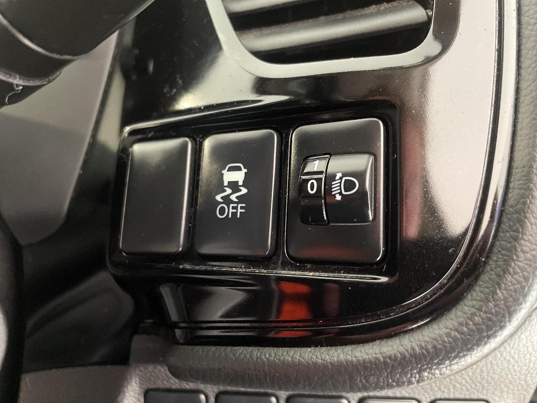 Photo '25' of Mitsubishi Outlander Photo '25' of Mitsubishi Outlander